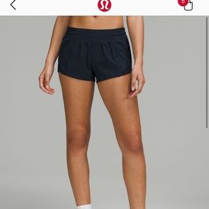 lululemon navy hotty hot low rise shorts